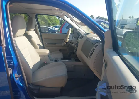 2012 Ford Escape Xlt z USA, uszkodzony, nr VIN 1FMCU0DGXCKA89380